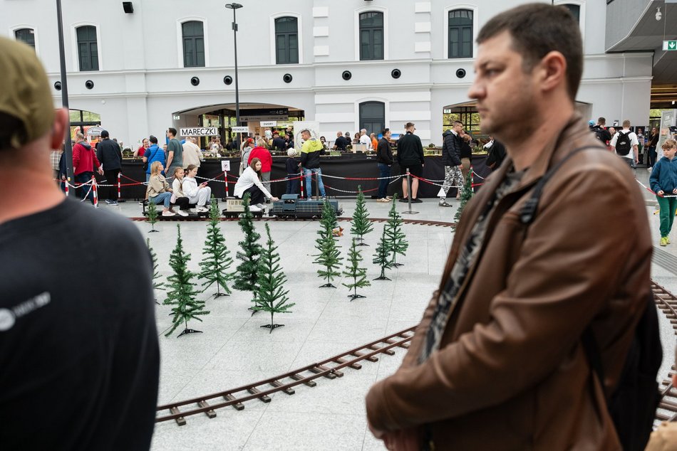 Łódź. Wystawa Makiet na dworcu Łódź Fabryczna