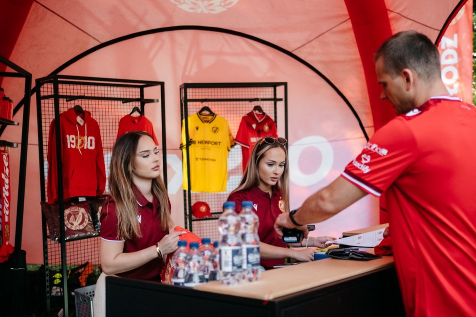 Widzew Łódź zaprezentowany! Byłeś/aś w parku Widzewskim? Odszukaj się w galerii!