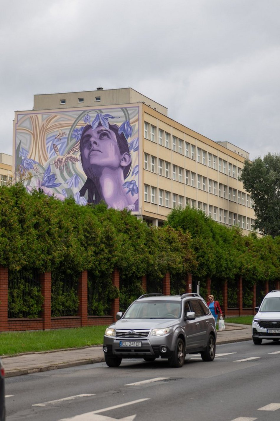 Nowy mural na mapie Łodzi! „Ciekawość” pojawiła się na kampusie Politechniki Łódzkiej