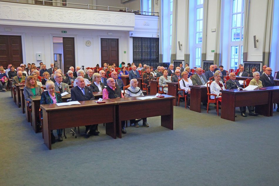 Łódź. Medale za długoletnie pożycie małżeńskie. Rekordziści są razem od 66 lat!