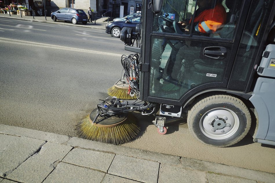 Wiosenne sprzątanie Łodzi. Wśród lokalizacji m.in. Plac Dąbrowskiego