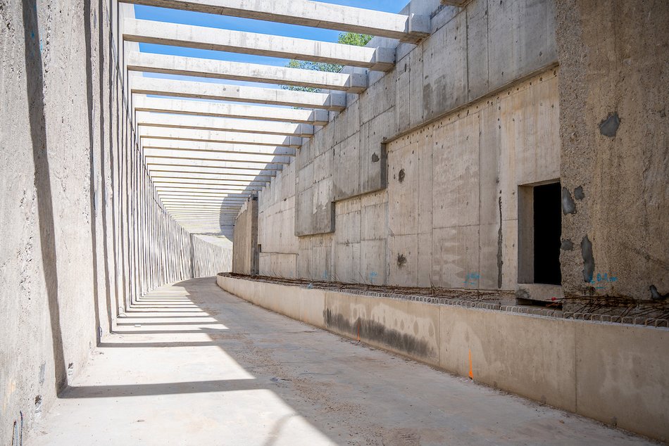 Łódź. Tunel pod Łodzią. Na stacji Łódź Koziny powstają już perony i stropy przystanku