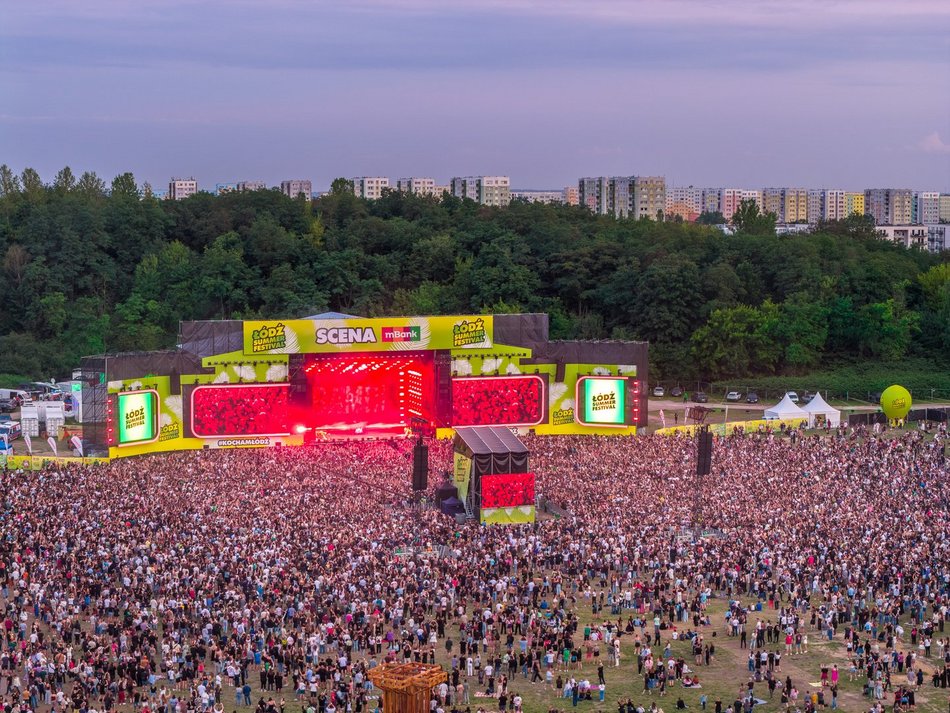 Łódź. Bambi na Łódź Summer Festival 2025! Polska scena hip-hopowa na Łódzkich Błoniach