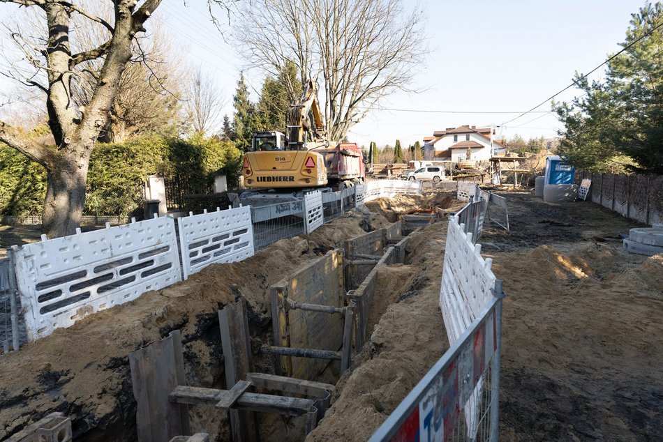 Nowy wodociąg w Beskidzkiej i Karkonoskiej w Łodzi. Dlaczego warto przyłączyć się do sieci?