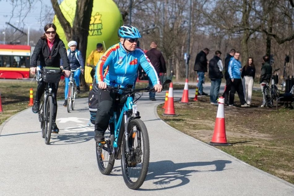 Łódź. Drogi rowerowe, innowacje, wycieczki