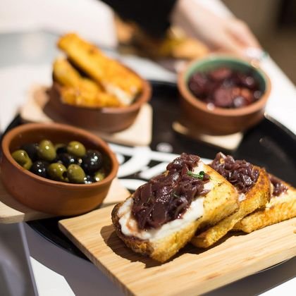 Іспанські тапаси для пікніка 