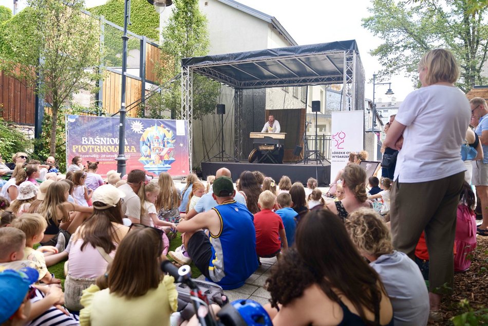 Łódź. Baśniowa Piotrkowska w Łodzi. Teatr Barnaby po raz kolejny zachwycił!