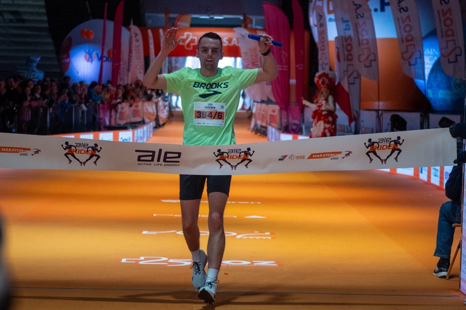 Łódź. DOZ Maraton Łódź 2026. Brałeś udział w biegu? Odszukaj się w galerii i zapisz na pamiątkę!