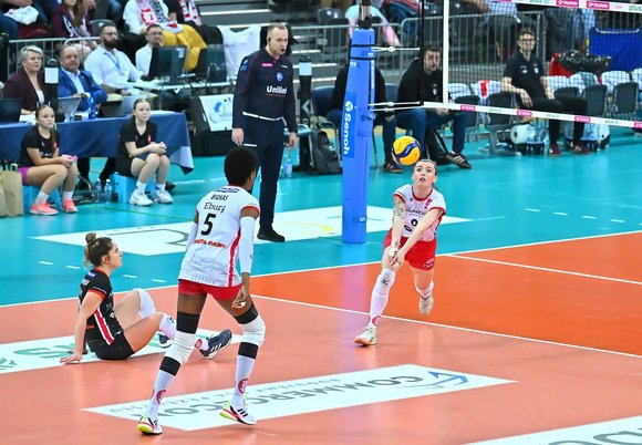 Łódź. Siatkarki ŁKS Łódź