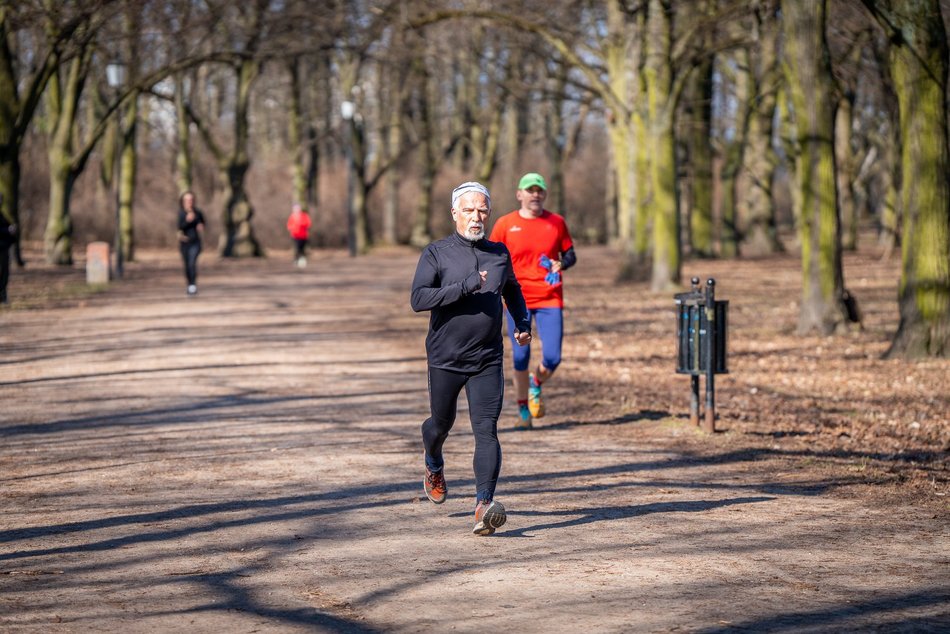 Łódź. Parkrun w Parku Poniatowskiego w Łodzi. Brałeś udział w biegu? Znajdź się na zdjęciach!