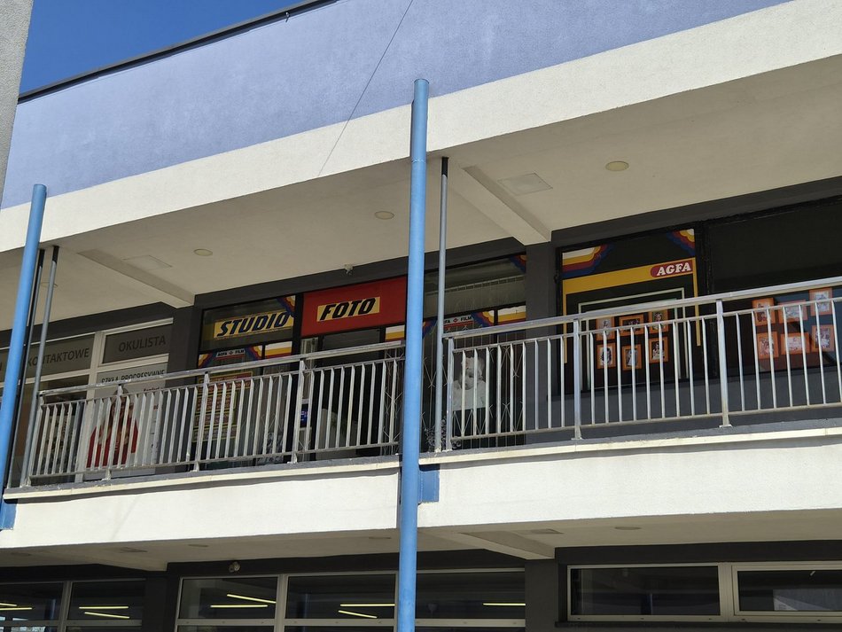 Łódź. Pionier na Dąbrowie. Sklep z kawą, zielarnia, zoologiczny, sale na imprezy