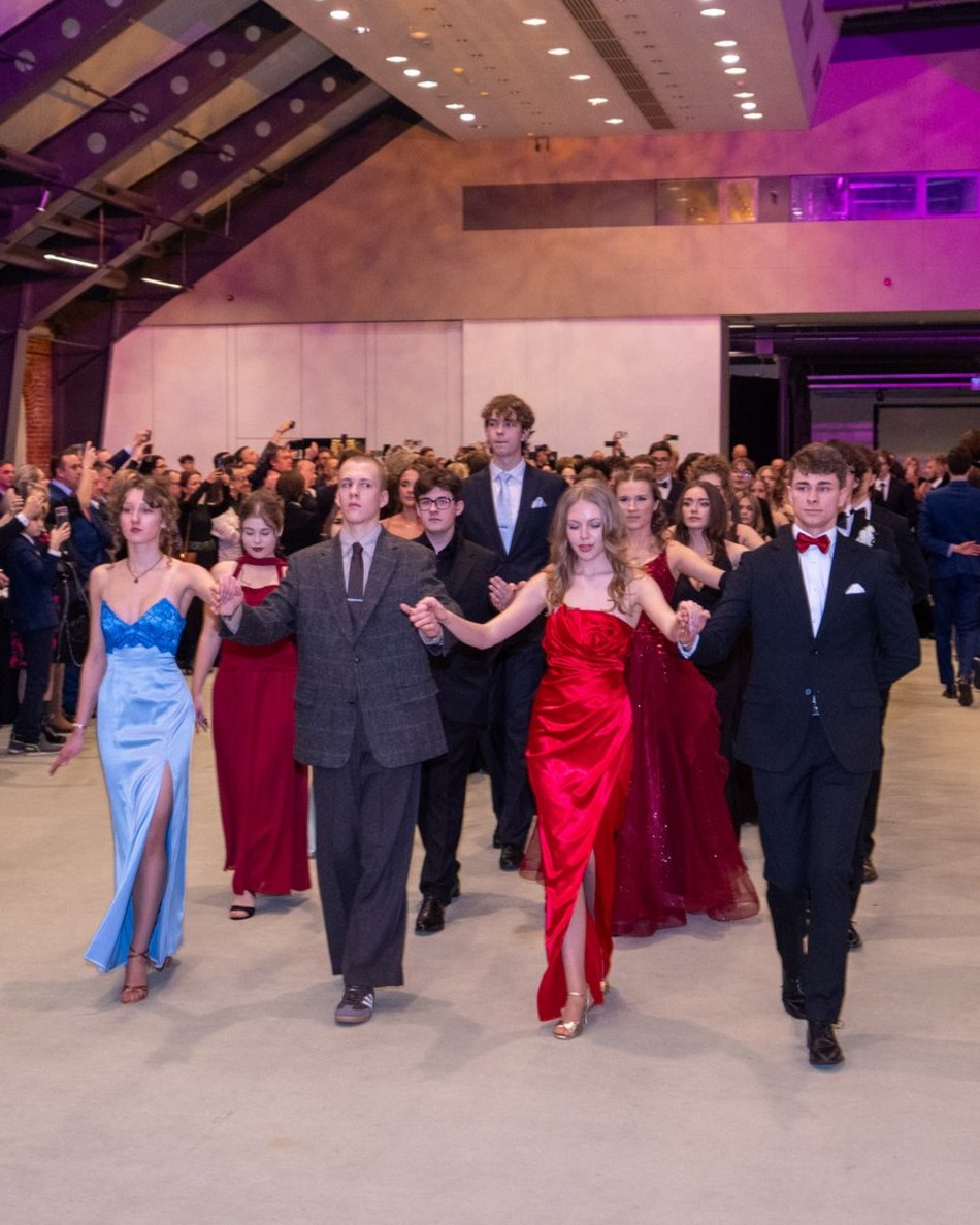 Łódź. Studniówka I LO w Łodzi