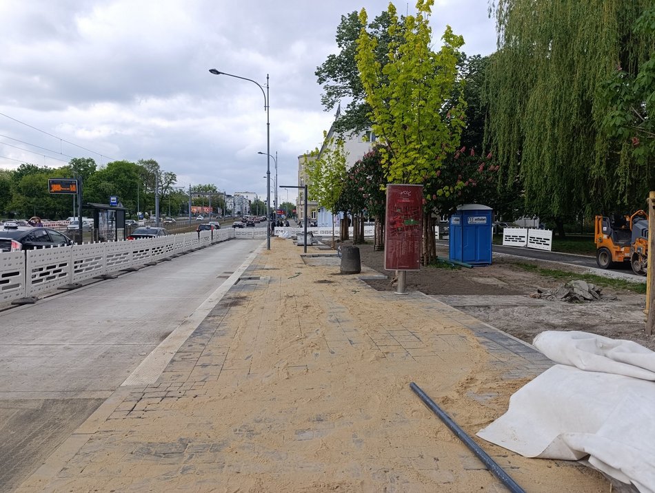 Łódź. Remont przystanków MPK Łódź przy Manufakturze