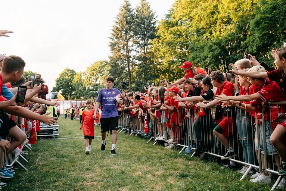 Widzew Łódź zaprezentowany! Byłeś/aś w parku Widzewskim? Odszukaj się w galerii!