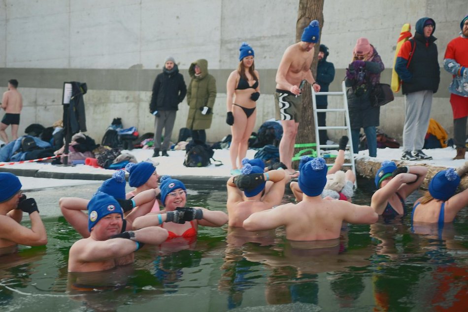 Łódź. Miłośnicy zimnych kąpieli w Orientarium Zoo Łódź