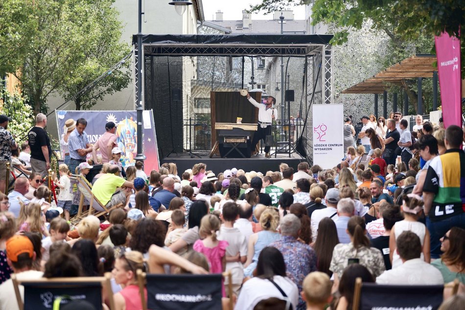 Łódź. Baśniowa Piotrkowska w Łodzi. Teatr Barnaby po raz kolejny zachwycił!