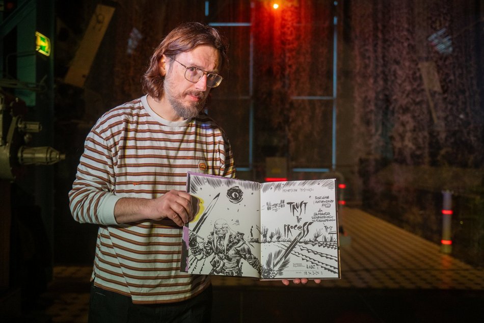 Łódź. Sławosz Uznański-Wiśniewski w EC1 Łódź. Tłumy łodzian na spotkaniu z astronautą