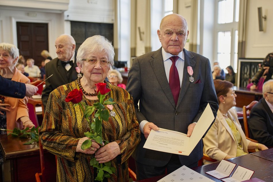 Małżeństwa z Łodzi uhonorowane medalami za wieloletnie pożycie