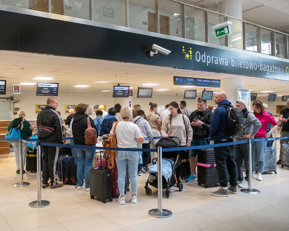 Łódź. Z lotniska w Łodzi prosto do Albanii! Wystartowały pierwsze loty czarterowe