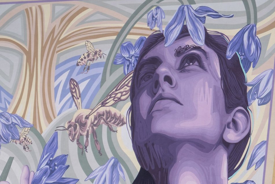 Nowy mural na mapie Łodzi! „Ciekawość” pojawiła się na kampusie Politechniki Łódzkiej