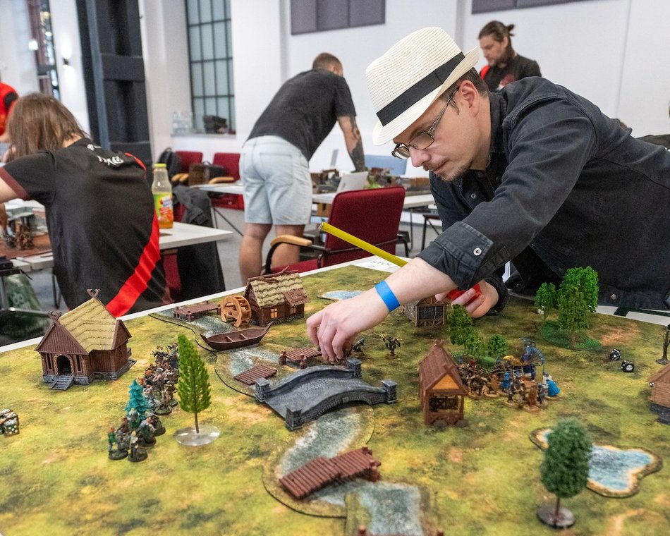 Łódź. Łódzka Strefa Starcia w EC1 Łódź. Gry bitewne, strategia i taktyka