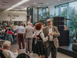 Łódź. Potańcówka w stylu retro? W Centrum Dialogu w Łodzi to możliwe!