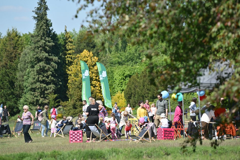 Łódź. Majówka w Ogrodzie Botanicznym w Łodzi. Słońce, przyroda i dobra zabawa