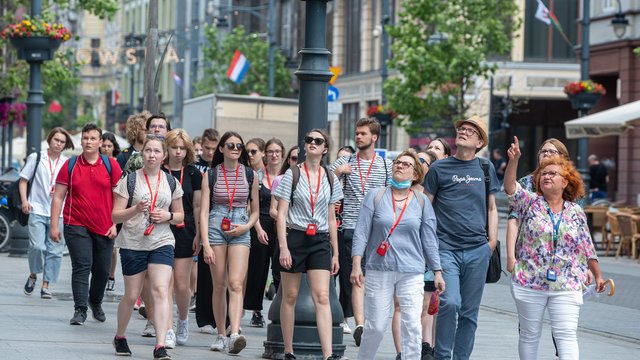 Spędź niedzielę z Eugeniuszem Bodo i Hansem Klosem! EC1 Łódź zaprasza na spacer filmowy