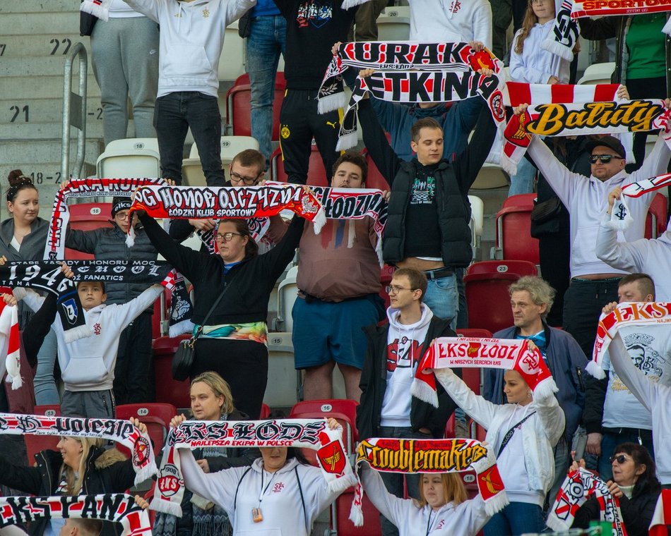 Kibice podczas meczu ŁKS Łódź - Puszcza Niepołomice