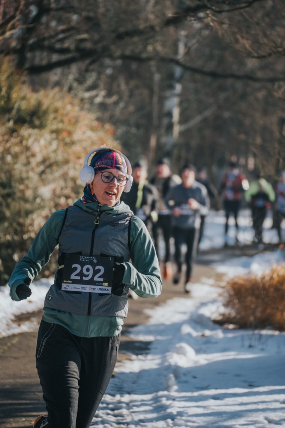 Botaniczna Piątka w Ogrodzie Botanicznym w Łodzi. Galeria z mroźnego biegu