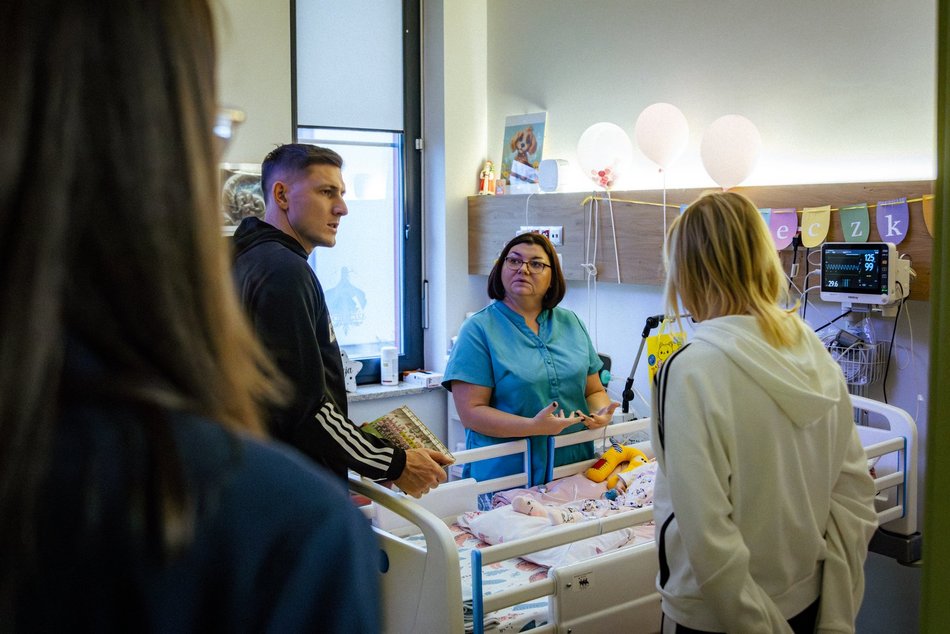 Łódź. ŁKS Łódź z wizytą w Hospicjum Łupkowa w Łodzi. Piękny gest tuż przed Świętami!