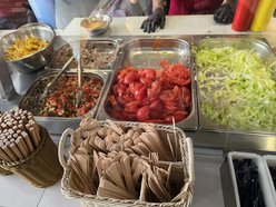 Łódź. Tendur Kebap w Łodzi już otwarty! Tłumy głodnych Łodzian stoją w kolejce
