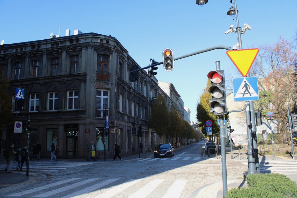 Łódź. Koniec remontu na skrzyżowaniu Wschodniej i Jaracza. Powrót autobusów MPK Łódź