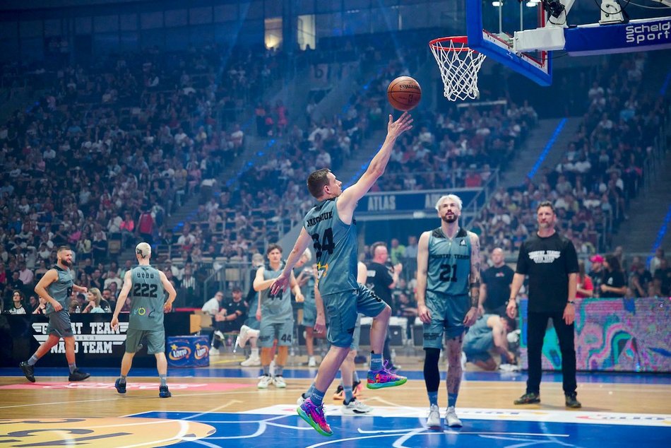 Łódź. Mecz Gortat Team vs NATO Team