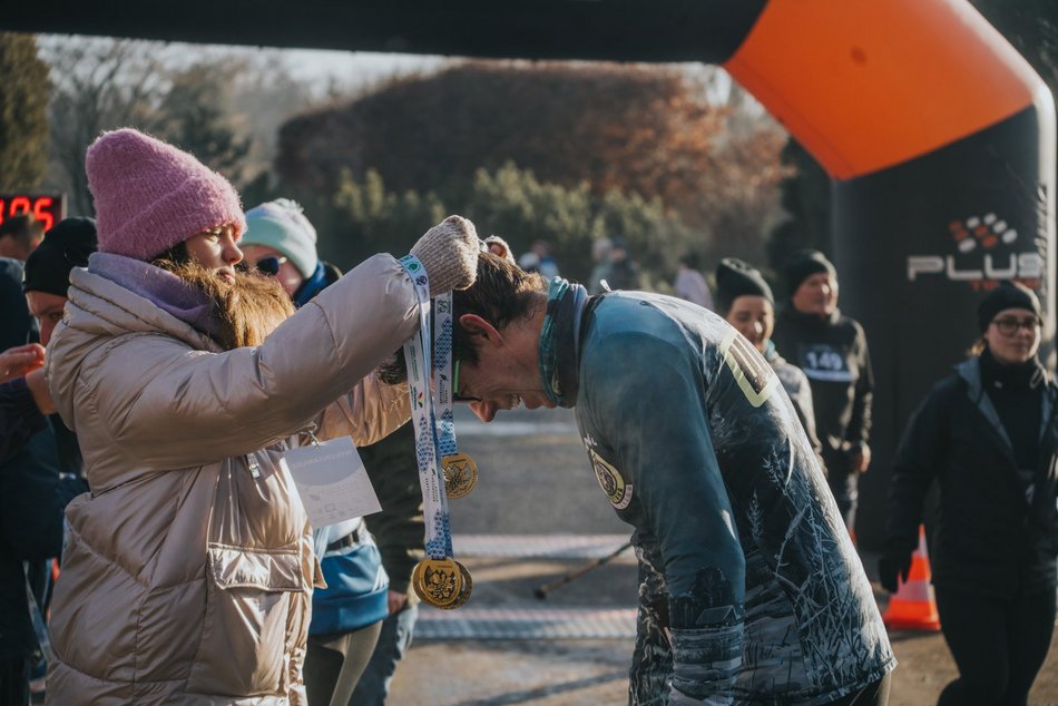 Botaniczna Piątka w Ogrodzie Botanicznym w Łodzi. Galeria z mroźnego biegu