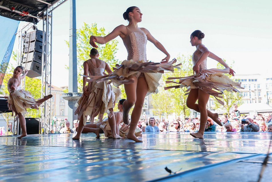Łódź. Międzynarodowy Dzień Tańca w Łodzi. Pokazy, warsztaty i wspólna potańcówka