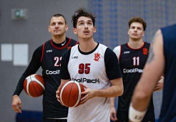 Łódź. Noteć Inowrocław - ŁKS Coolpack Łódź. Pokaz sił na początek sezonu. 