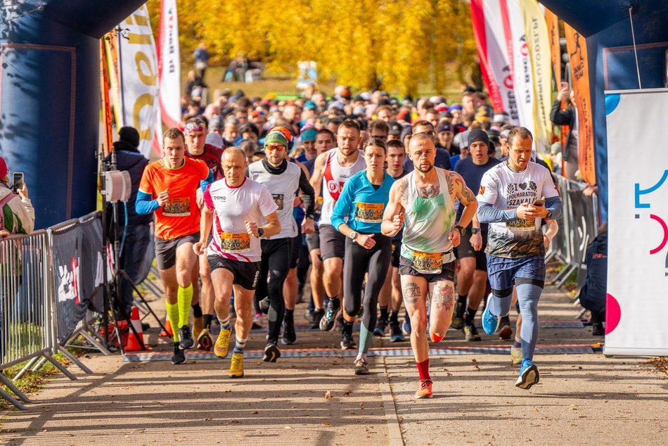 Łódź. Jesienny Festiwal Szakala w Łodzi. Brałeś/aś udział w biegu? Znajdź się na zdjęciach