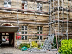 Łódź. Ruszył remont IV Liceum w Łodzi. Słynną szkołę czekają wielkie zmiany!