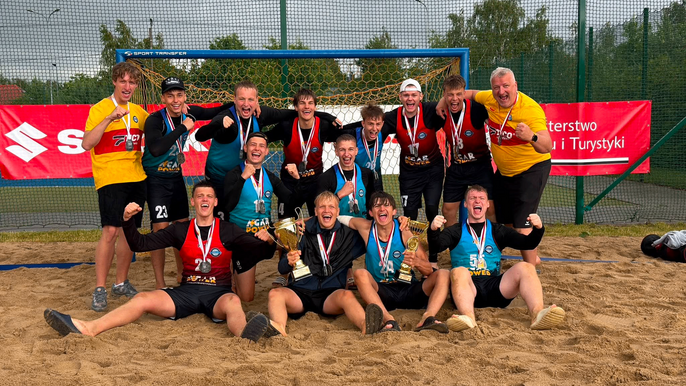 Łódź. Piłka ręczna plażowa. Anilana Łódź ze srebrnym medalem Mistrzostw Polski