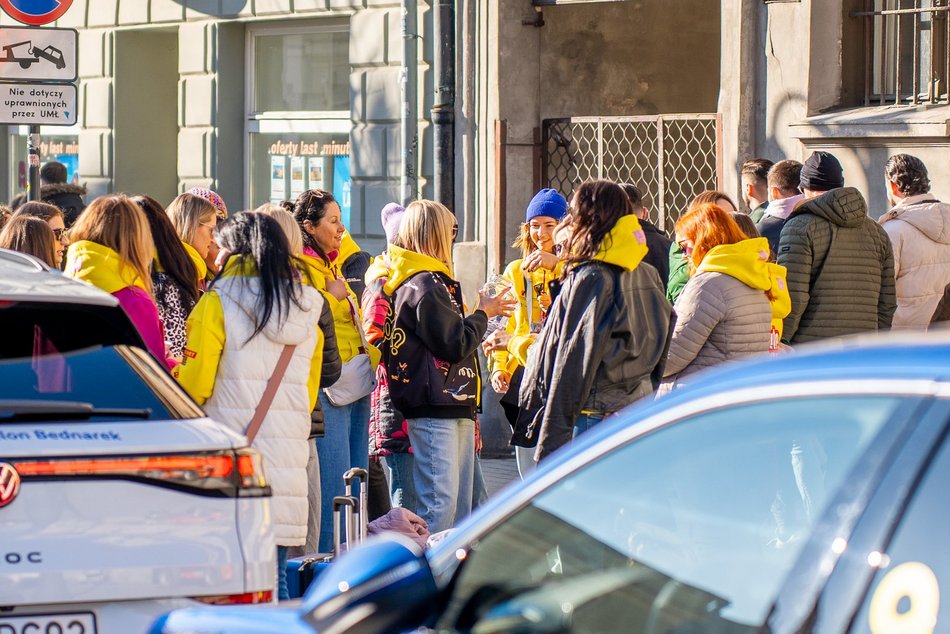 Łódź. Zobacz, jak "Babski Rajd AutoMocne" popędził Piotrkowską w Łodzi!