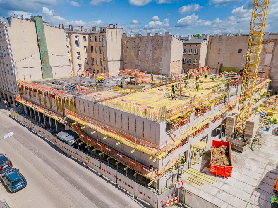 Łódź. Budowa parkingów wielopoziomowych w Łodzi. Zobacz, w jaki sposób i z czego powstają