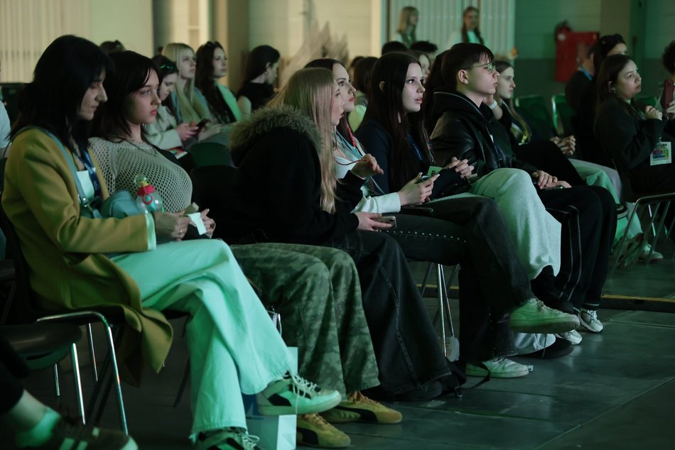 Łódź. Trzeci dzień Future Up! Fest w Łodzi. Byli Maciej Musiał, Kacper Błoński i Czarek Czaruje