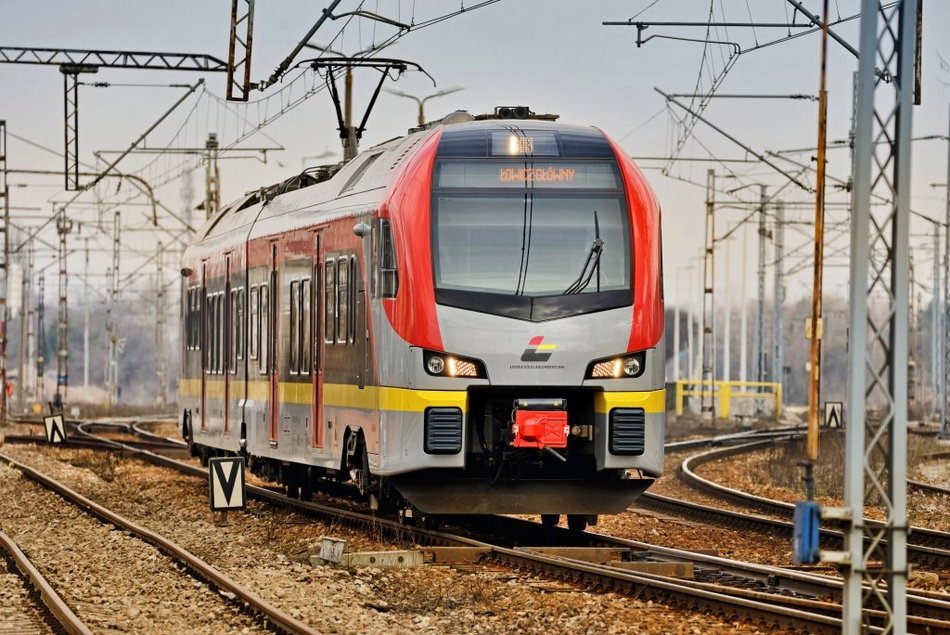 Łódź. Z Łodzi na Jasną Górę. Nowe połączenie ŁKA do Częstochowy będzie hitem!