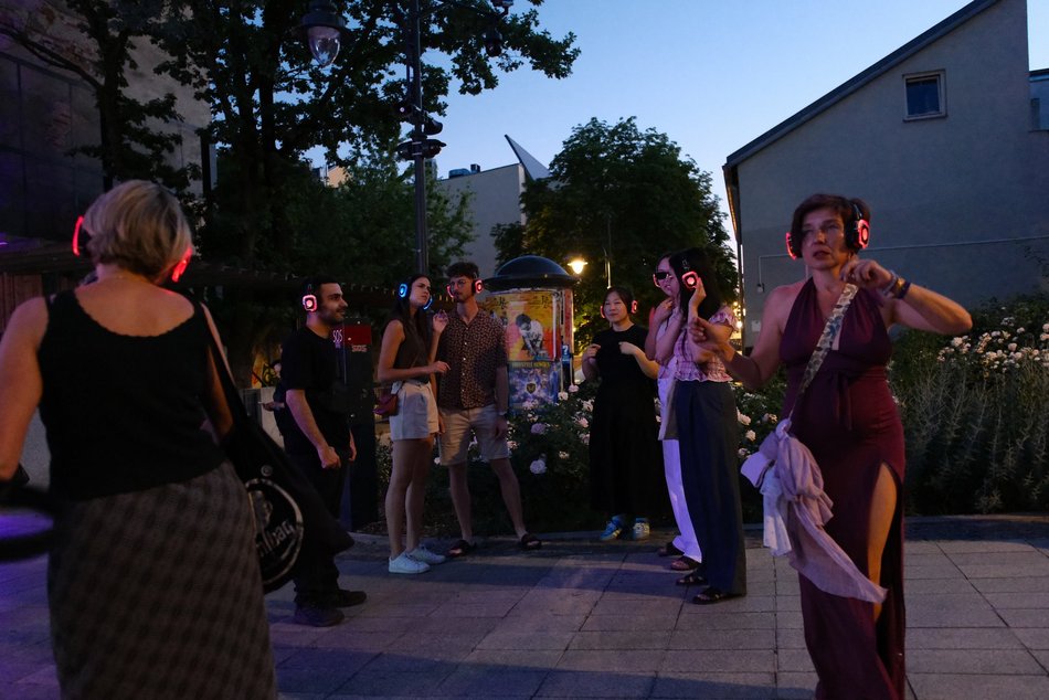 Łódź. Wakacje na Piotrkowskiej 2026 w Łodzi. Silent disco opanowało centrum!