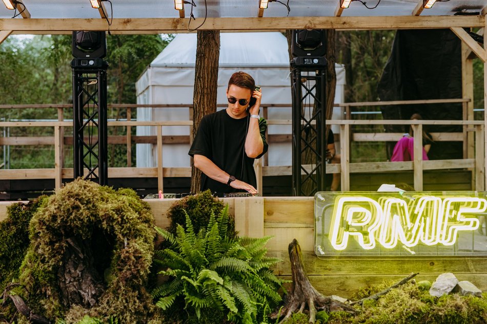 Ukryta w lesie. To wyjątkowa scena na Łódź Summer Festival 2025