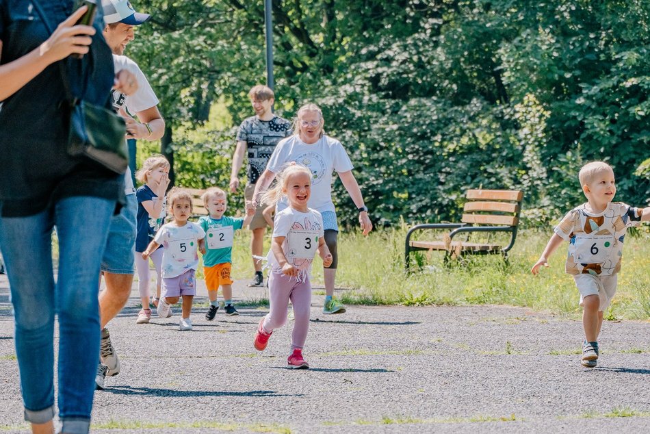 Bieg charytatywny w parku Baden-Powella