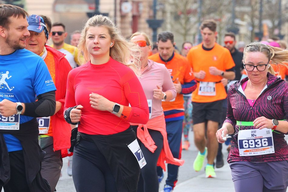 Łódź. DOZ Maraton Łódź 2026. Brałeś udział w biegu na 10 km? Znajdź się na zdjęciach!