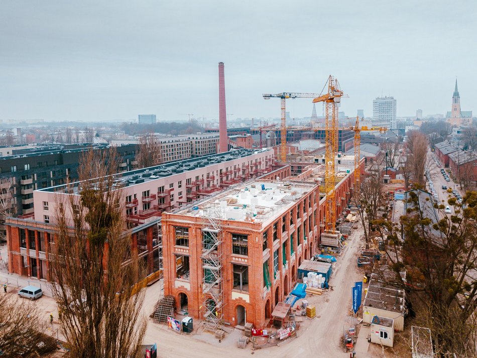 Łódź. Fuzja Łódź. Trwa wielka budowa 170 loftów w dawnej drukarni i 160 nowych mieszkań