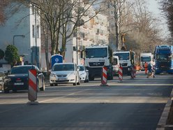 Łódź. Remont Łanowej w Łodzi. Jest już nowa jezdnia, trwają prace brukarskie